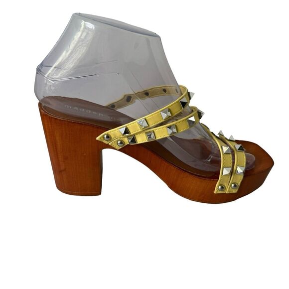 Steve Madden Girl Sandals Woman's Size 7 Spike Yellow Studded Block Heel Shoes - Picture 7 of 14